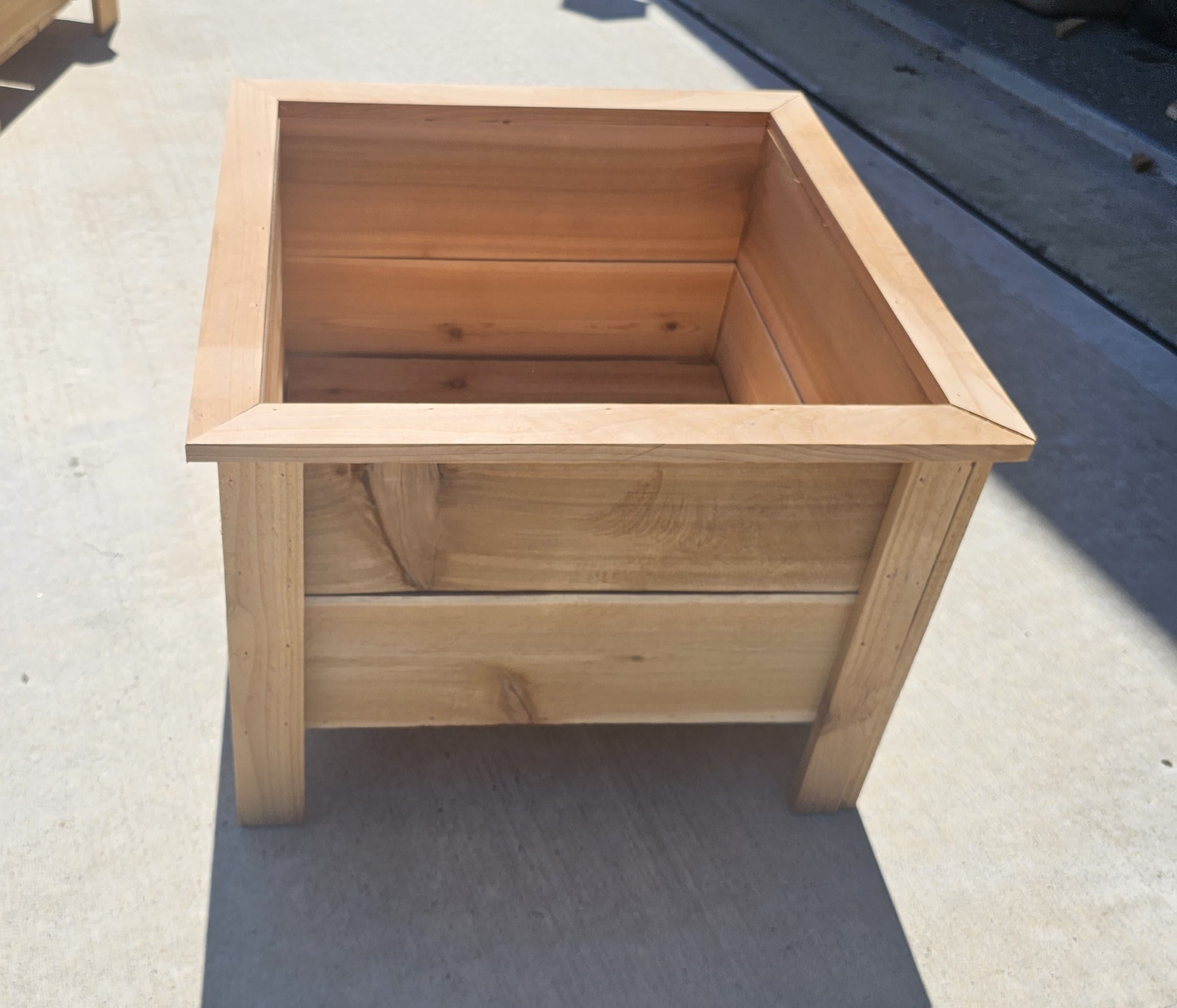 18x18planter final 1