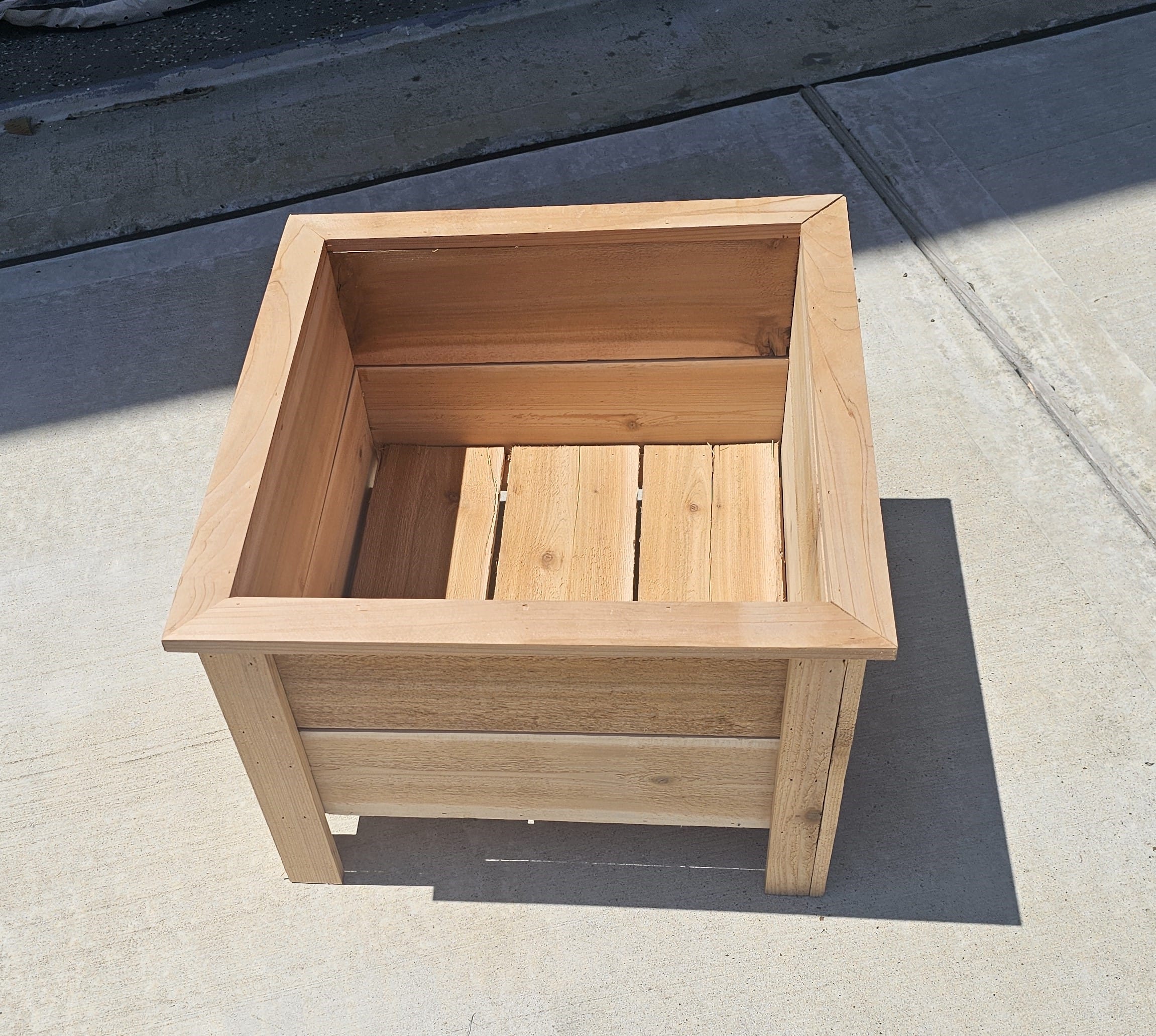 18x18planter final